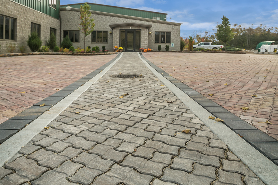 TRC_LAND_COMM_Hardscapes_Callout_Driveways
