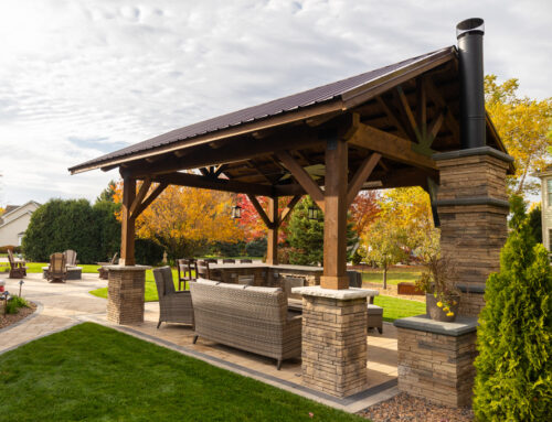 How Custom Wood Features Elevate Landscape Design
